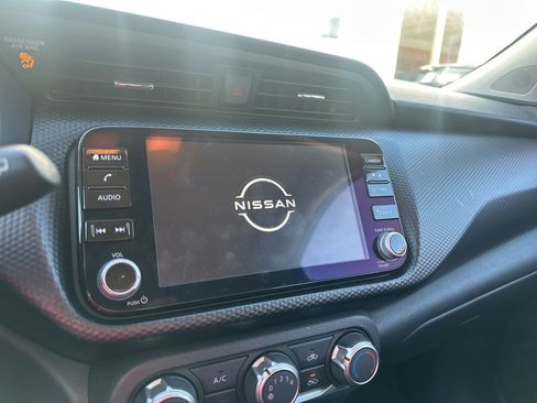 Certified 2023 Nissan Kicks SV image 12