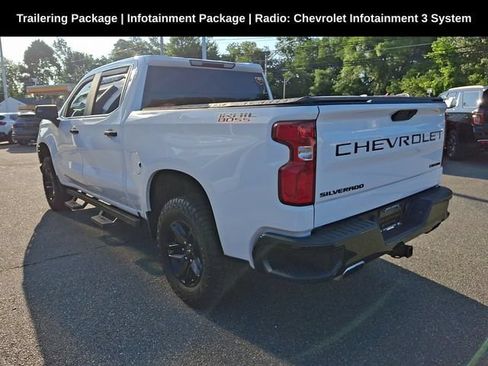 Used 2020 Chevrolet Silverado 1500 Custom Trail Boss w/ Custom Convenience Package AWD/4WD image 8
