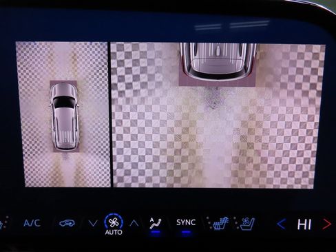 Used 2024 Chevrolet Traverse RS w/ LPO, Floor Liner Package image 20