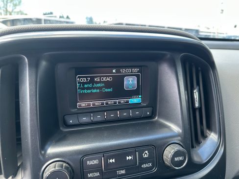 Used 2016 Chevrolet Colorado 2WD Extended Cab image 12