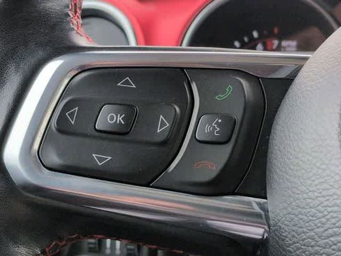 Used 2022 Jeep Wrangler Unlimited Rubicon w/ LED Lighting Group AWD/4WD image 23
