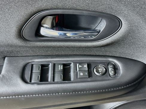 Used 2022 Honda HR-V LX image 20