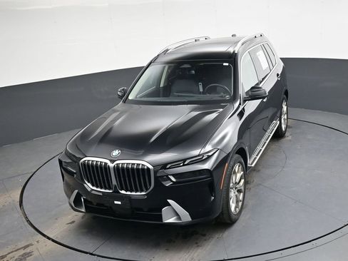 Used 2025 BMW X7 xDrive40i image 29