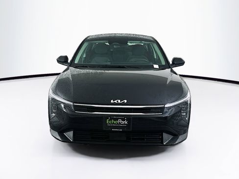 Used 2025 Kia K4 LXS image 2