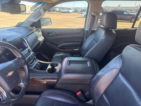 Used 2018 Chevrolet Tahoe LT image 34