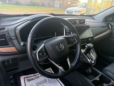 Used 2019 Honda CR-V Touring image 10