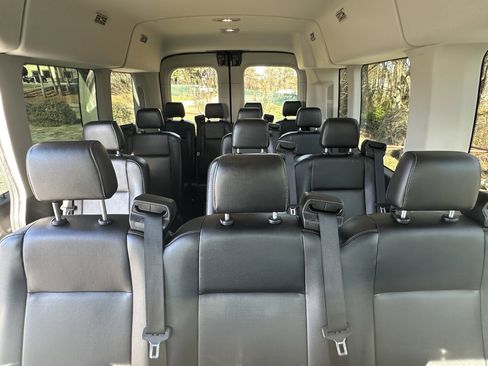 Used 2024 Ford Transit 350 XL image 18