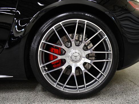 Used 2018 Mercedes-Benz AMG GT C image 24