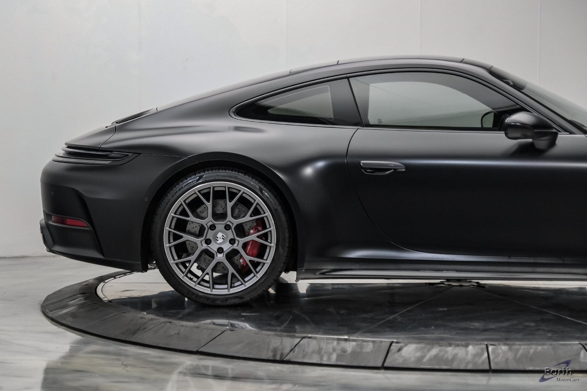 Used 2025 Porsche 911 Carrera S RWD image 19
