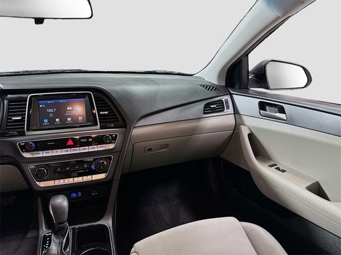 Used 2019 Hyundai Sonata SE image 23