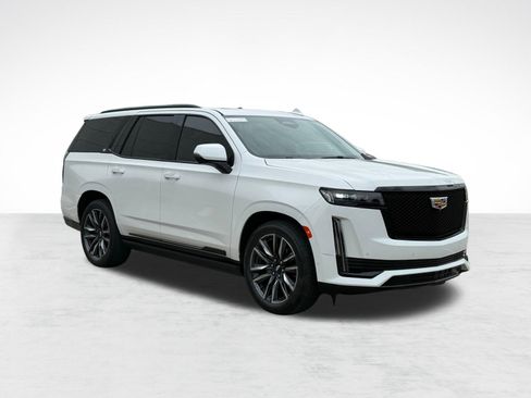 Used 2022 Cadillac Escalade Sport Platinum AWD/4WD image 7