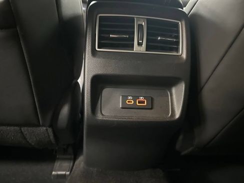Used 2021 Nissan Maxima SR w/ Sport Mat Group FWD image 18
