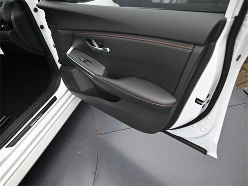 New 2025 Nissan Sentra SR image 35