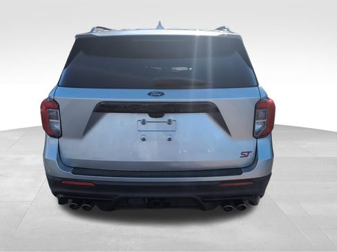 Used 2020 Ford Explorer ST w/ ST Street Pack image 7