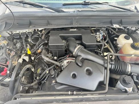 Used 2013 Ford F250 2WD Regular Cab Super Duty image 29