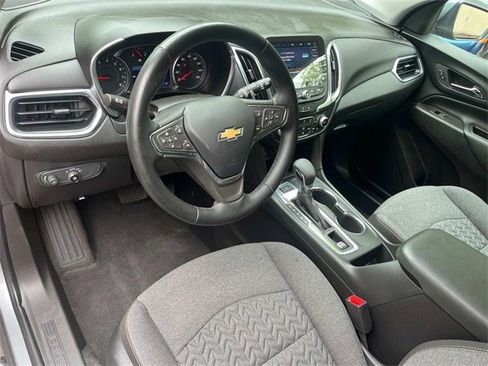 Used 2023 Chevrolet Equinox LT image 12