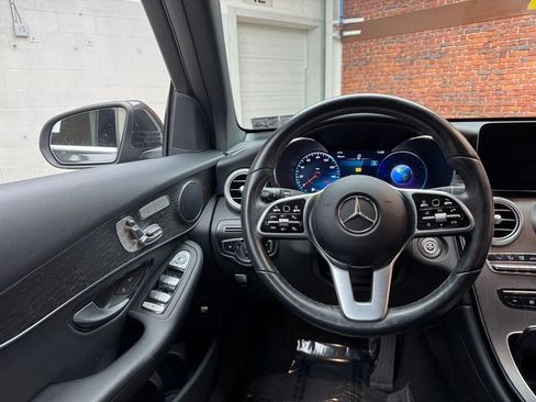 Used 2022 Mercedes-Benz GLC 300 4MATIC w/ Multimedia Package Lite image 13