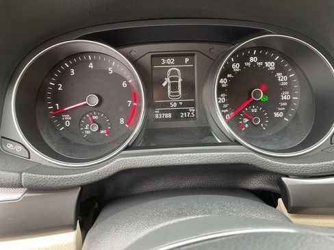 Used 2017 Volkswagen Passat 1.8T R-Line image 18