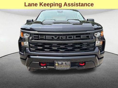 Used 2024 Chevrolet Silverado 1500 Custom Trail Boss w/ LPO, Dark Essentials Package AWD/4WD image 4