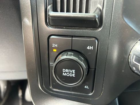 Used 2022 Ford F150 XLT w/ Equipment Group 302A High image 27