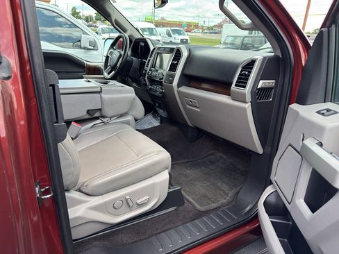 Used 2017 Ford F150 Lariat w/ Equipment Group 501A Mid AWD/4WD image 21