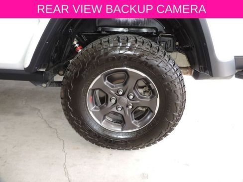 Used 2020 Jeep Gladiator Rubicon AWD/4WD image 11