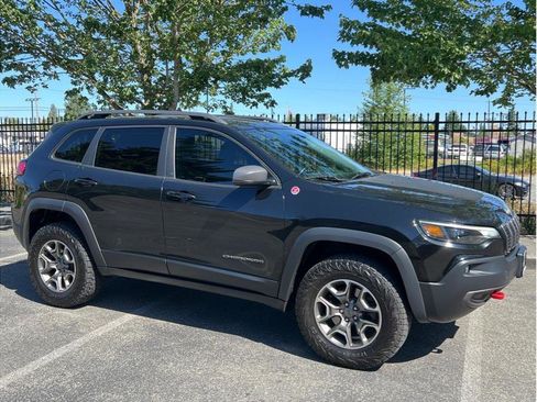 Used 2020 Jeep Cherokee Trailhawk w/ Cold Weather Group image 3