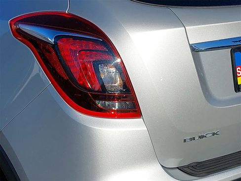 Used 2018 Buick Encore Preferred image 34