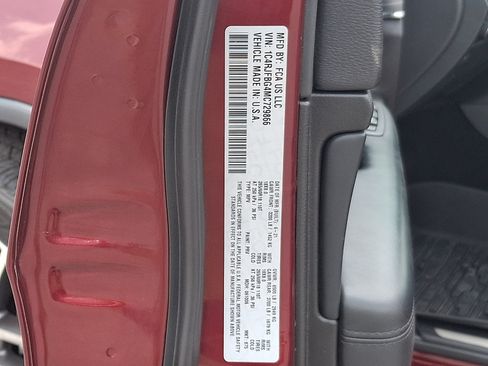 Used 2021 Jeep Grand Cherokee Limited AWD/4WD image 28