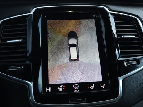 Used 2020 Volvo XC90 T6 Inscription w/ Protection Package image 26