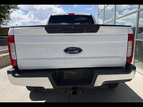 Used 2019 Ford F250 XL w/ STX Appearance Package AWD/4WD image 8