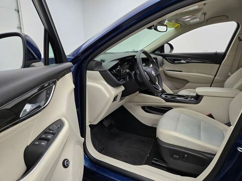 Used 2023 Buick Envision Preferred image 15