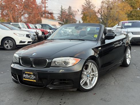 Used 2012 BMW 135i Convertible image 1