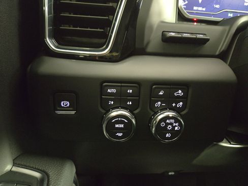 Certified 2023 GMC Sierra 1500 Denali image 30