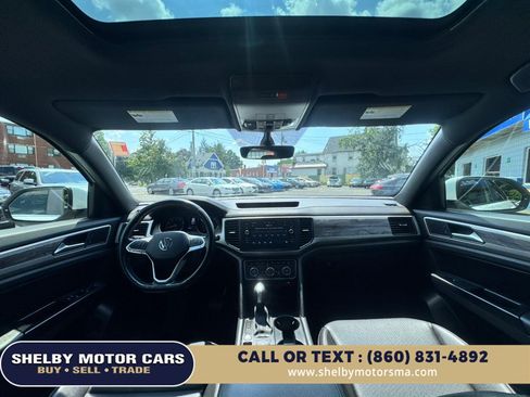 Used 2020 Volkswagen Atlas Cross Sport SE AWD/4WD image 18