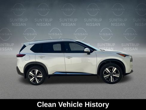 Used 2023 Nissan Rogue SL FWD image 6