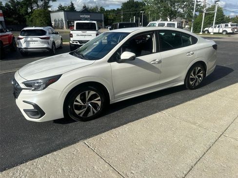 Used 2023 Subaru Legacy Premium AWD/4WD image 7