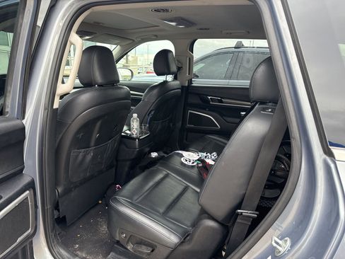 Used 2020 Kia Telluride S w/ S 8 Passenger Seating Package image 10