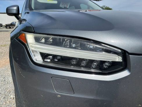 Used 2016 Volvo XC90 T6 Momentum AWD/4WD image 6