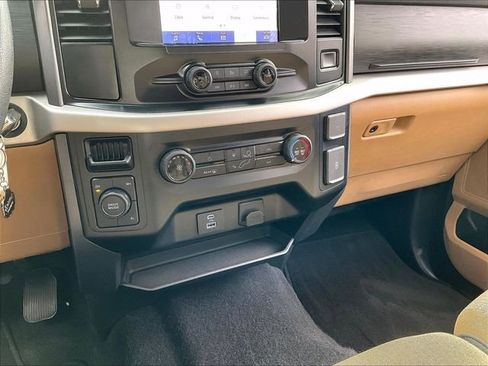 Used 2023 Ford F150 XLT AWD/4WD image 12