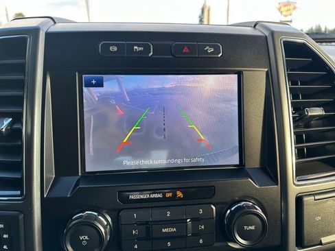 Used 2022 Ford F350 XLT w/ FX4 Off-Road Package image 20