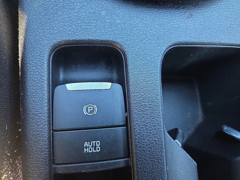 Used 2024 Kia Forte GT-Line image 21