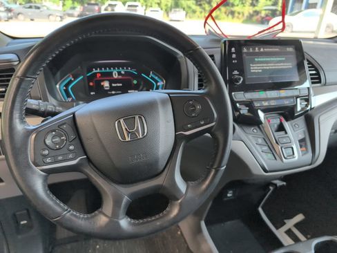 Used 2021 Honda Odyssey EX-L image 12
