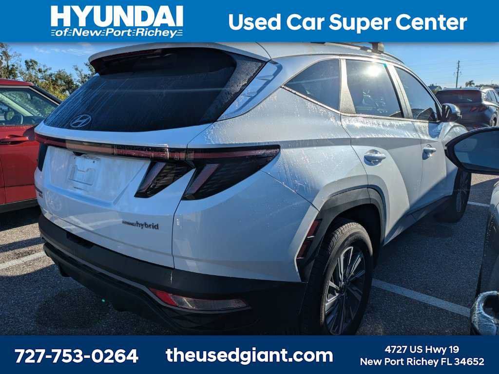 Used 2022 Hyundai Tucson Blue AWD/4WD image 2