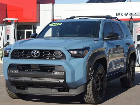 Used 2025 Toyota 4Runner TRD Off-Road Premium image 24