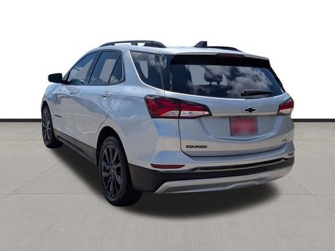 Used 2022 Chevrolet Equinox RS w/ Infotainment Package FWD image 7