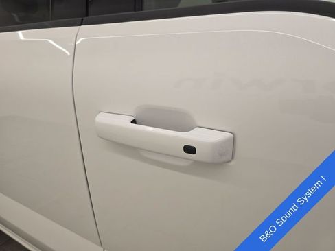 Certified 2025 Ford F150 Platinum AWD/4WD image 9