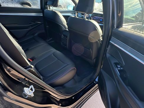 Used 2024 Jeep Wagoneer Launch Edition image 23