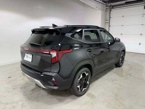 Used 2025 Kia Seltos S FWD image 7