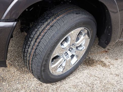 New 2026 RAM 1500 Big Horn AWD/4WD image 9